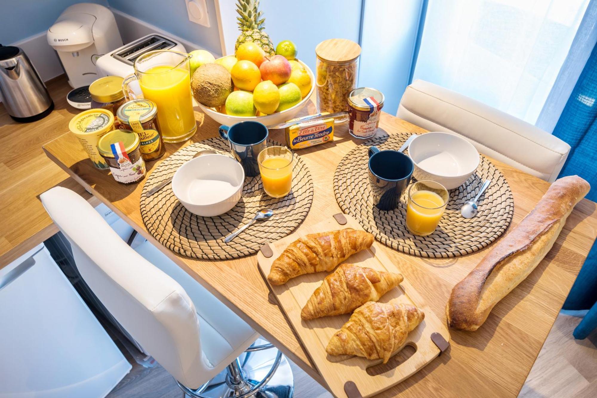 Apartmán Super Chazelles - Metro - Hopitaux Lyon Sud Saint-Genis-Laval Exteriér fotografie